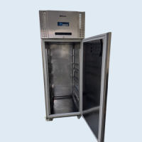 Bakker Koelkast open